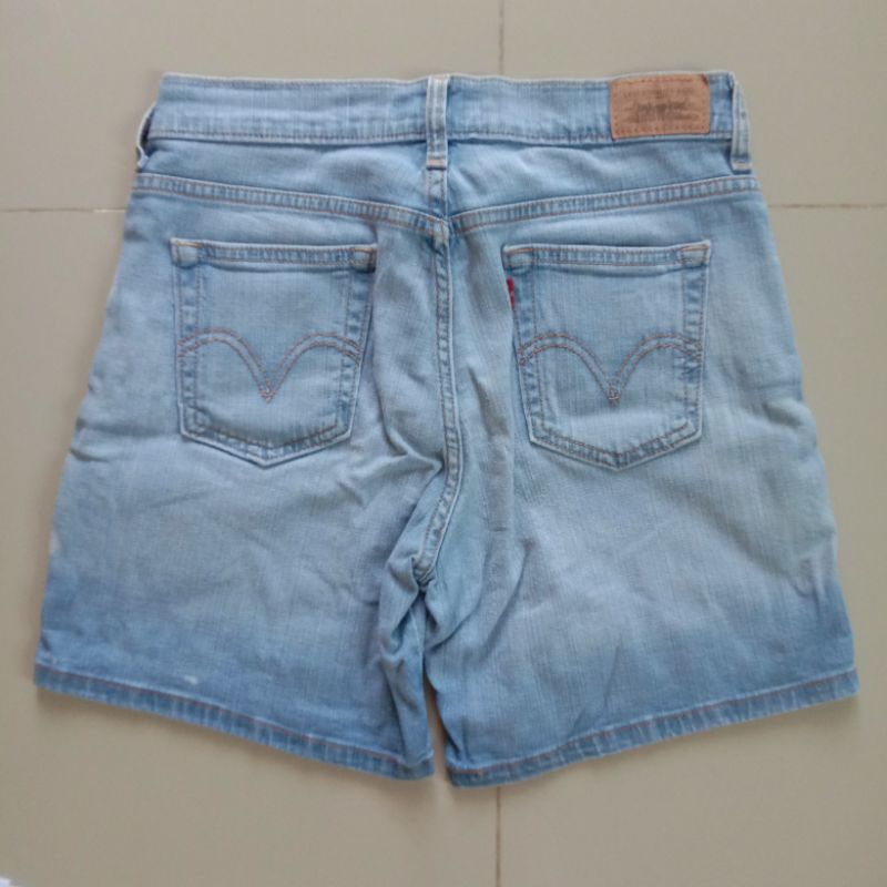 Levi"s Short Jeans กางเกงยีนส์ เอววัดจริง 28" ขาสั้น เอวปกติ มือสอง สภาพดีมาก