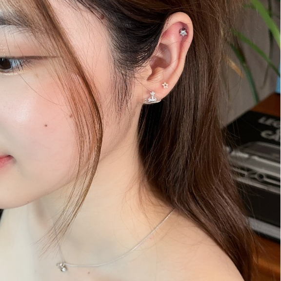 Suwann.na [ราคาต่อคู่] ต่างหู ต่างหูเงินแท้ ดาวเสาร์เพชร รูปที่ 5