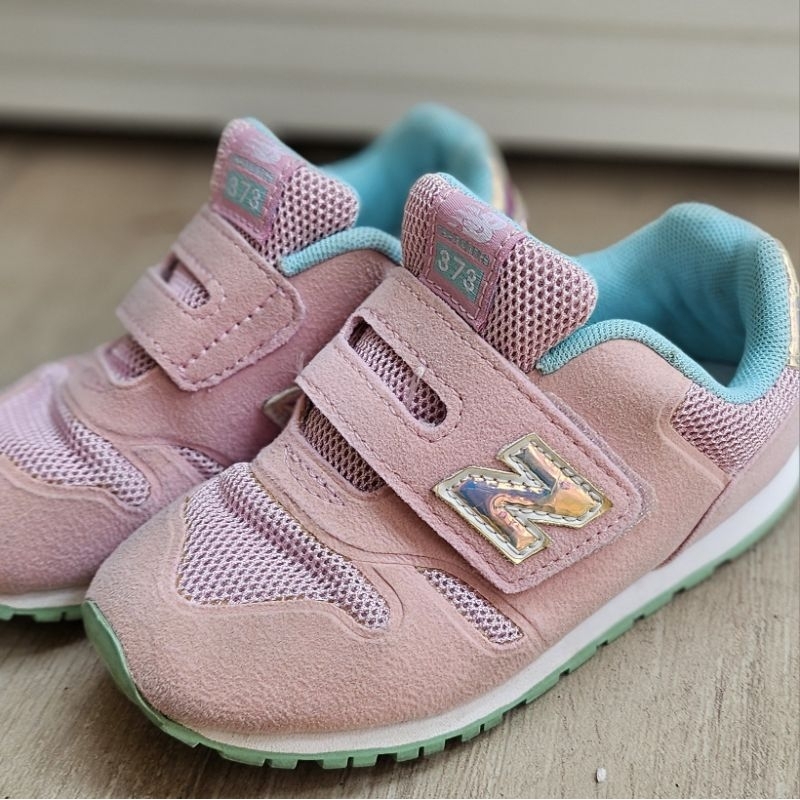 [[ส่งต่อ]] รองเท้าเด็ก NB373 ของแท้ สีชมพู