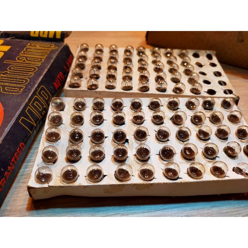 ยามาฮ่า หลอดไฟเรือนไมล์ Yamaha Y80/belle 80 มี2แบบขนาด6V.,12V)งานเก่าคุณภาพดี ใช