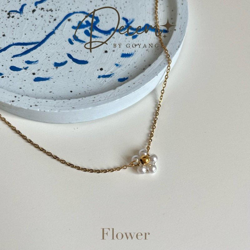 Decem- สร้อยคอรุ่น Flower ดอกไม้ สแตนเลสสามารถใส่โดนน้ำได้ ไม่ลอกไม่ดำ มีถุงเก็บแถมให้