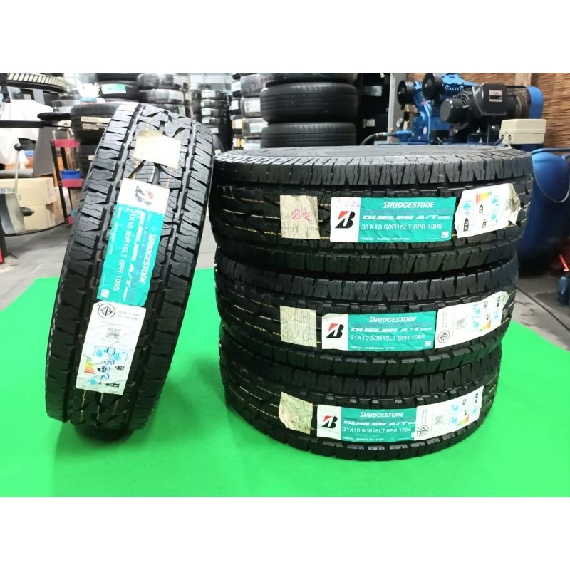ยางใหม่ค้างปี 31×10.5R15 Bridgestone Dueler AT001 ผลิตปี 2022 ประกันบวม 2 ปี พร้อมจุ๊บลม 4 ตัว ส่งฟร
