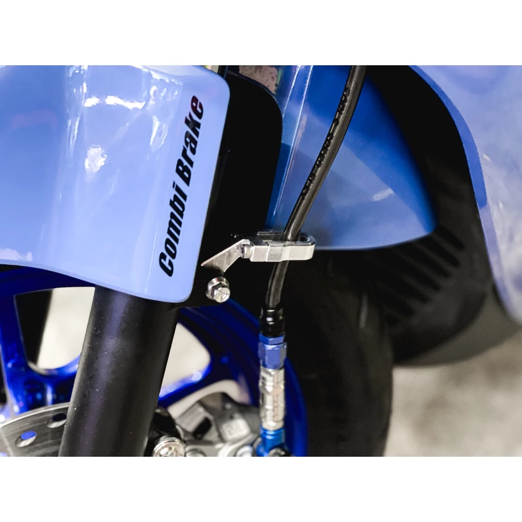 ตัวล็อคสายเบรคหน้าแต่ง Honda Giorno สีเลส thumbnail 3