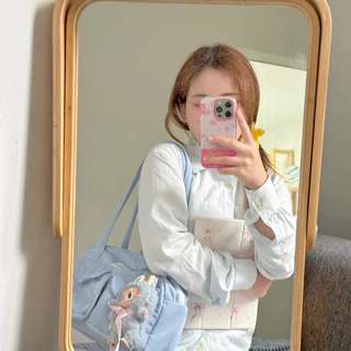 carryme-vivii bag⭐️พร้อมส่ง กระเป๋าสะพายข้างใส่ไอแพด 11 นิ้ว ผ้าลายดาว ไม่มีใย กระดุมหน้าตกแต่ง2ช่อง