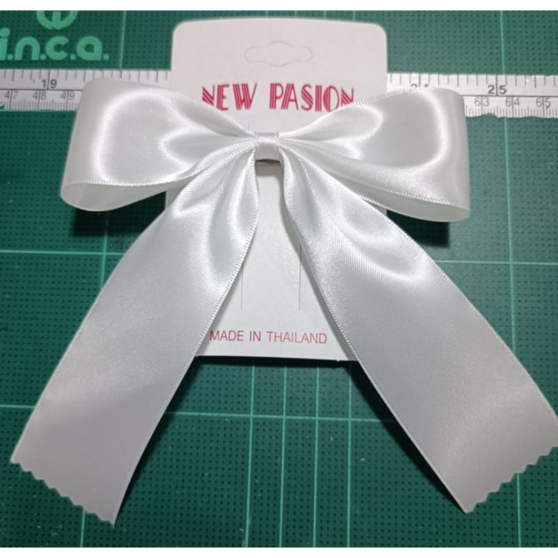 โบว์นักเรียนมัธยมปลายสีขาว ขนาดริบบิ้น1.5"
