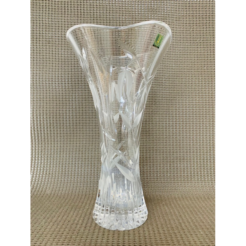 vase crystal HOYA แจกันแก้วคริสตัล เจียระไน แบบหนา ลายสวยงาม ปากกว้าง สำหรับใส่ดอกไม้ ตั้งโชว์ ประดั