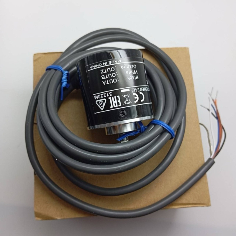 E6B2-CWZ6C  มือ1  Encoder E6B2-CWZ6C  2000P/R มาพร้อมกล่อง ของใหม่ ของแท้!