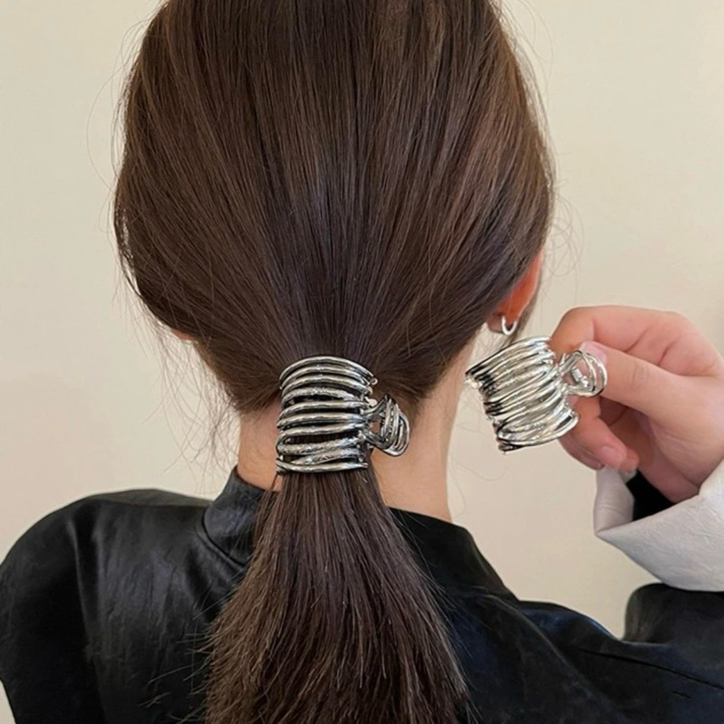 🇹🇭พร้อมส่งในไทย🇹🇭 กิ๊บติดผมโลหะ METAL RING CLIP รวบผมแน่นอยู่ทรงสวย