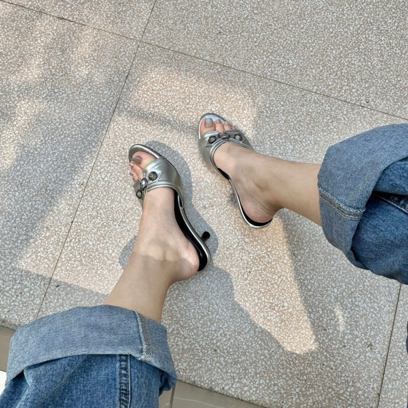[แจกโค๊ดส่วนลดในไลฟ์สูงสุด 50%] WILA _SHOES รุ่น ม-1 🍄