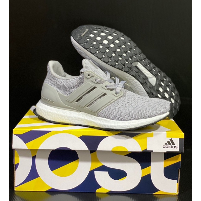 A*idas Ultra Boost รุ่นขายดีตลอดกาล พร้อมส่ง36-45 แถมกล่อง