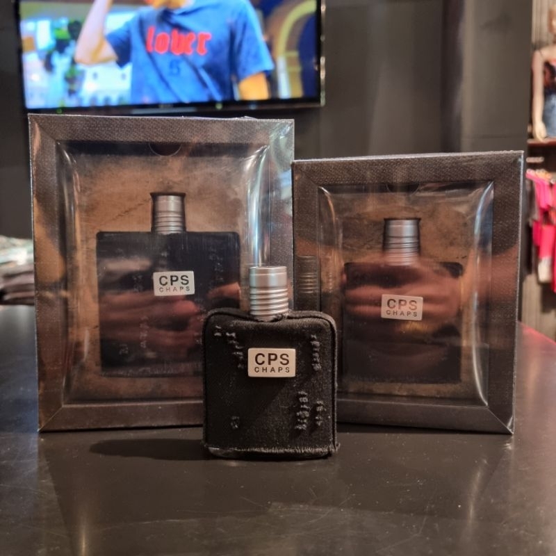 น้ำหอม CPS CHAPS SIGNATURE SCENT ของแท้100% กลิ่นในช็อป หอมมาก มีถุงShopและกล่องอุปกรณ์ครบเซ็ต