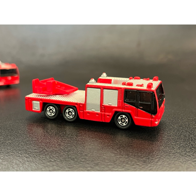 รถเหล็กโมเดล 🔴TOMICA 2002 no.108 HINO FIRE TRUCK S=1/139