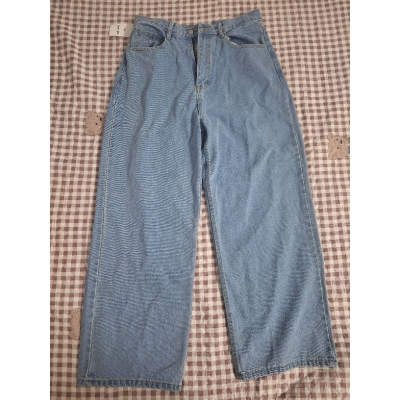 ส่งต่อกางเกงยีนส์ร้าน begin.chubby สีฟ้า