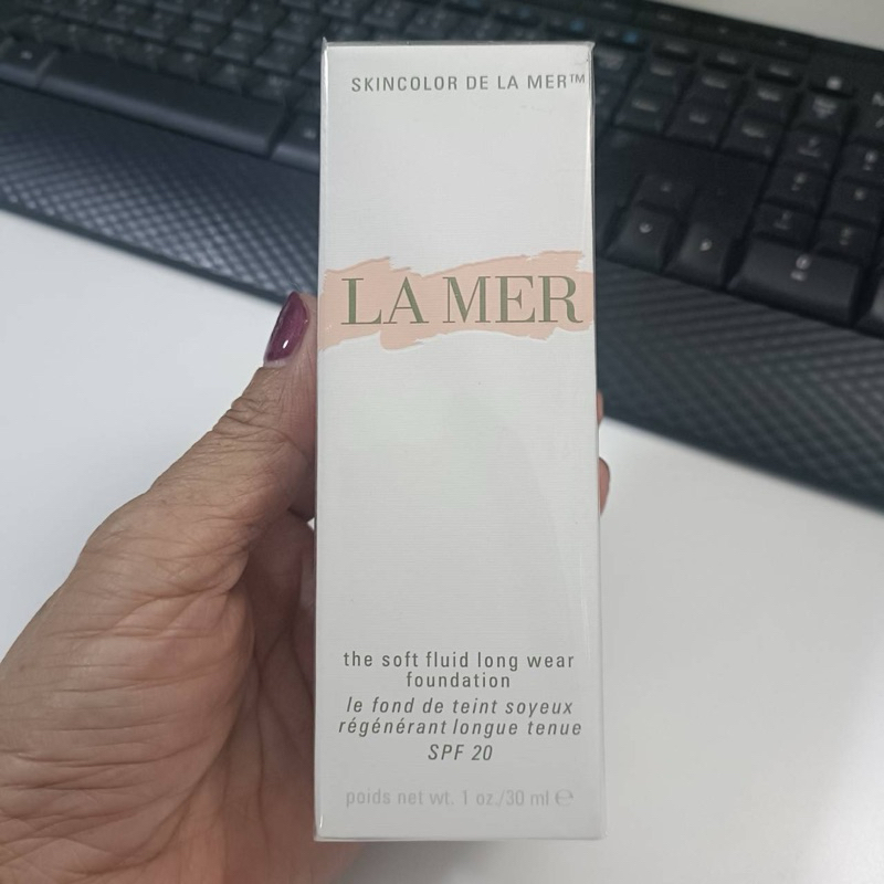 LA MER รองพื้น The Soft Fluid Long Wear Foundation SPF 20 ขนาด 30 ml.