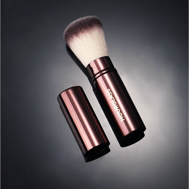 Hourglass blush brush แปรงปัดแก้ม พกพามีฝาปิด