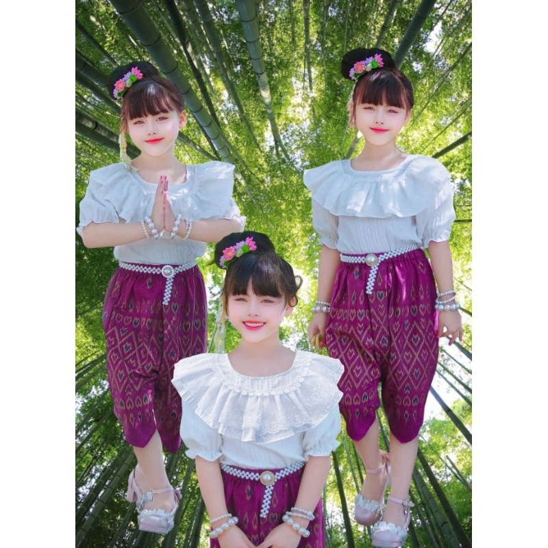 ชุดไทยเด็ก ชุดไทยเด็กหญิง ชุดไทย ชุดไทยเด็กใส่ไปโรงเรียน ชุดเด็ก
