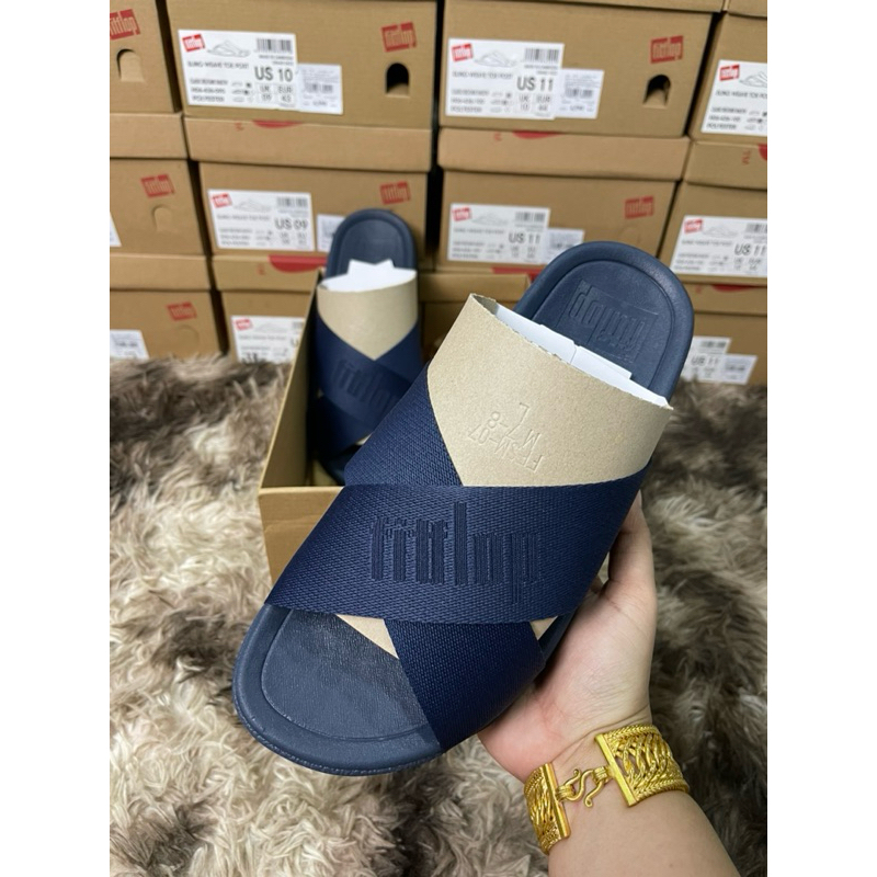 FITFLOP SURFER รองเท้าแตะแบบสวมผู้ชาย รุ่น EZ8-399  รองเท้าfitflopสายไคว้ คาดx