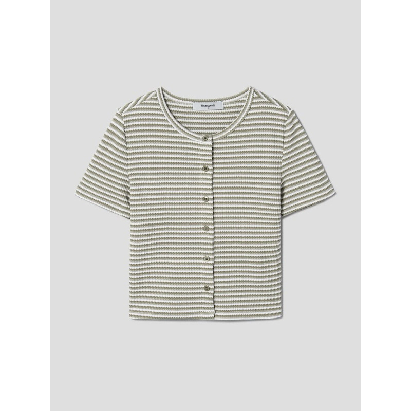 8seconds เสื้อครอปสีเขียวหม่นๆ