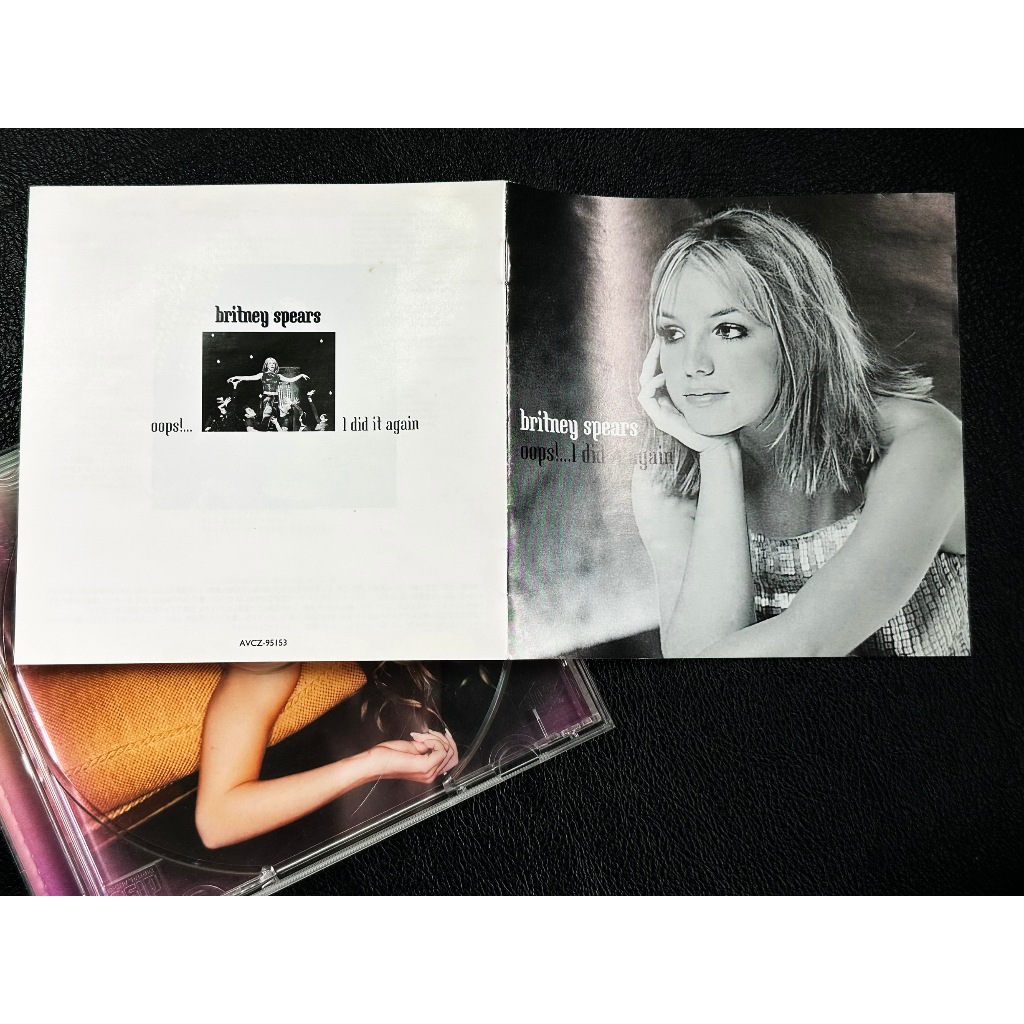 ซีดี Britney Spears อัลบัม Oops!...I Did It Again แผ่นญี่ปุ่น (Japan / Slipcase Edition / 15 tracks 