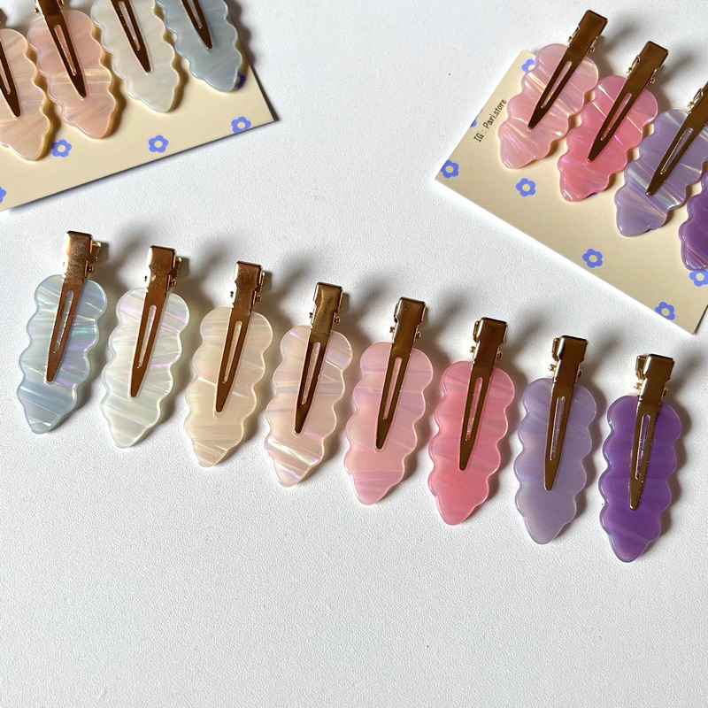 พร้อมส่ง กิ๊บติดผม Holly hair clip ขนาด 6.5 cm. ราคาต่อชิ้น