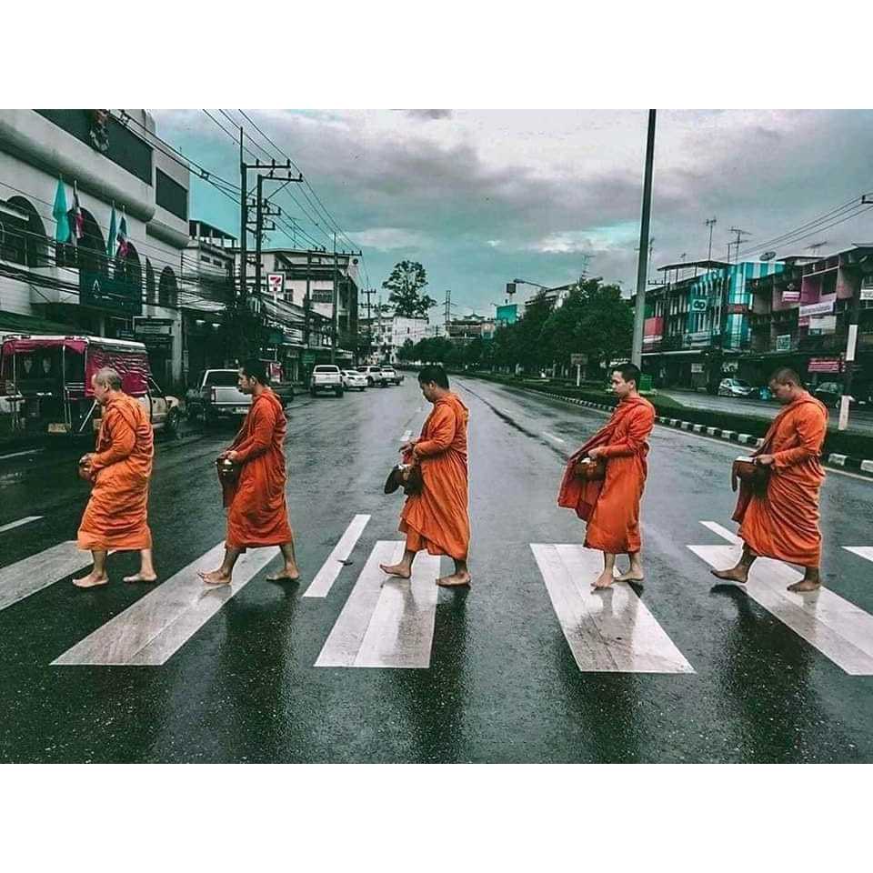 (🔥พร้อมส่งค่ะ🔥) เสื้อ OVERSIZE The Bintabaht ผ้า สวยมากผ้านิ่มลายชัดแบบ ชัดมว๊ากกกกกก Cotton 100% นื้อหนา ผ้านุ่มใส่สบาย