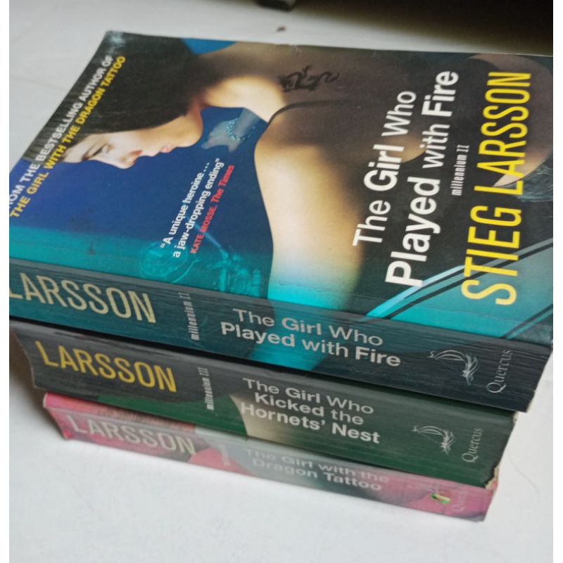 the girl with the dragon tattoo (หนังสือภาษาอังกฤษ) 3 เล่มครบชุด