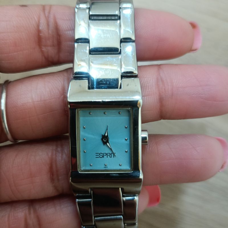 นาฬิกาข้อมือผู้หญิงยี่ห้อESPRITมือ2