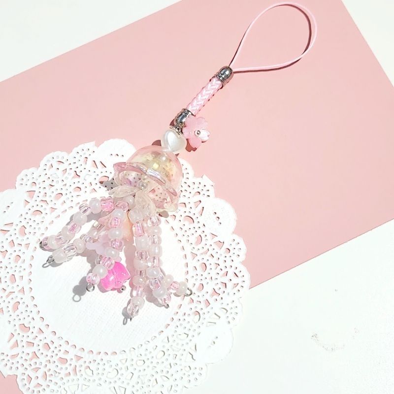 พวงกุญแจแฮนด์เมด mini pink blossom jelly fish 100% handmade
