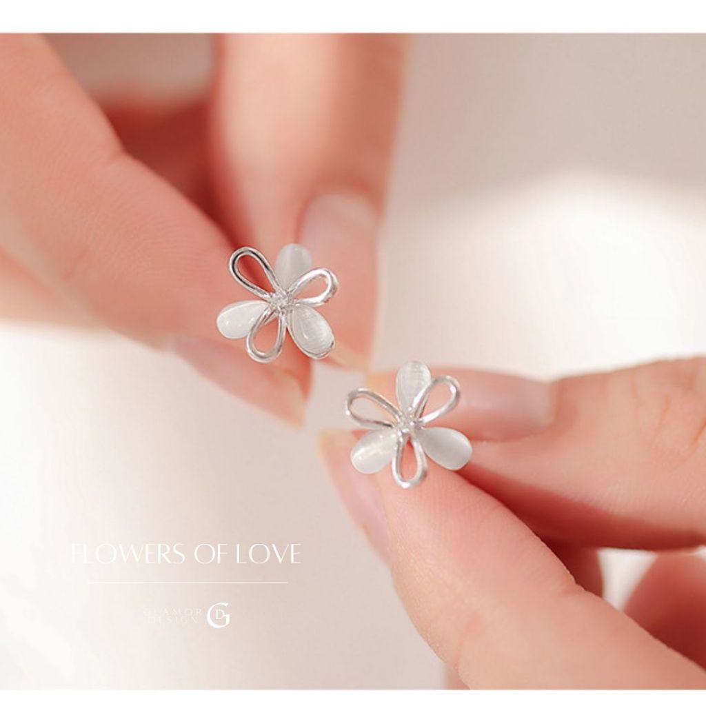 GLAMOR✨ต่างหูสวยๆ Flowers Of Love ต่างหูเงิน ของขวัญญาติผู้ใหญ่ ตุ้มหูเพชรcz ต่างหูแฟชั่น ตุ้มหูเงิน925 ตุ้มหูผู้หญิง