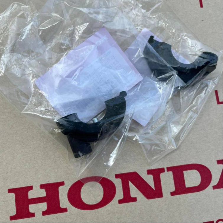 ปะกับเร่ง แท้ศูนย์ เวฟ125S,R/ W125บังลม/ W100Sยูบ็อค/ดรีมไฟเหลี่ยม/W110iปี2009-2018 รหัส 53168-KFM-9