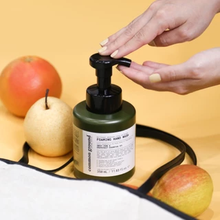 Common Ground Foaming Hand Wash โฟมล้างมือ Sweet Pome & Grapefruit Essential Oil 350ml