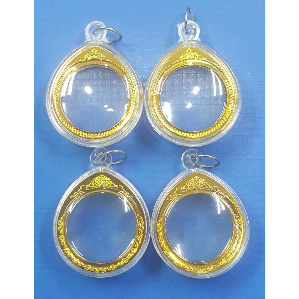 กรอบสำหรับใส่เหรียญครุฑ 1 บาท ปี 2517 ( จำนวน 4 ชิ้น )