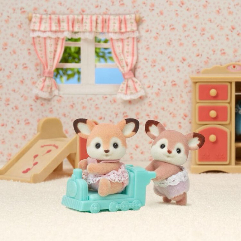 🎊รุ่นใหม่🎊 Sylvanian Deer Family Twins Swing มือ 1 กล่องญี่ปุ่น กวาง เบบี้ แฝด 2 ตุ๊กตา Baby ชิงช้า ซิลวาเนียน Reindeer - รูปที่ 7