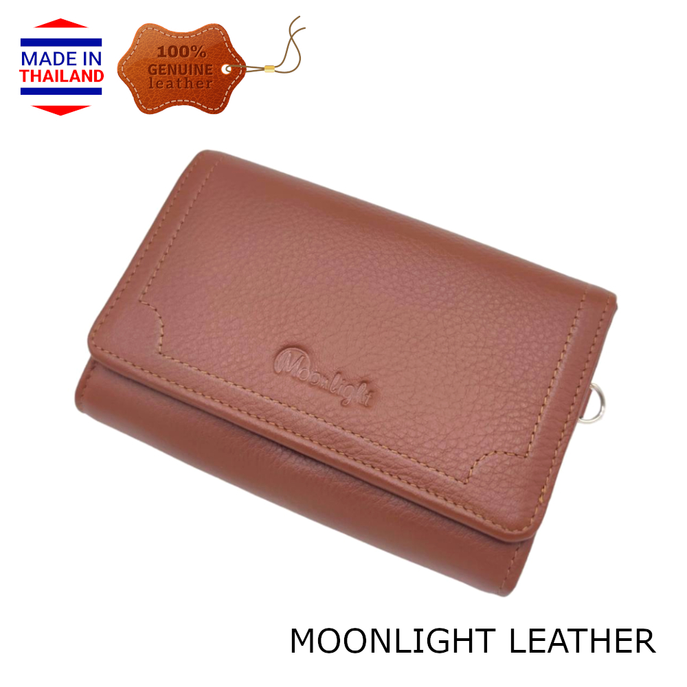 กระเป๋าสตางค์หนังแท้ MOONLIGHT สีน้ำตาลอ่อน ขนาดกลางๆ ที่ถามหากันมาก หนังนุ่ม ทนทาน ใส่จุ ไม่ลอก มีสายคล้องมือ มีกล่อง