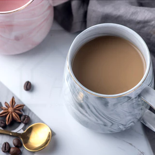 HOMEBERG แก้วน้ำ แก้วกาแฟ แก้วเซรามิค ใช้สำหรับใส่เครื่องดื่มร้อนเย็นลายหินอ่อนสีพาสเทลชมพูฟ้าสวยงาม