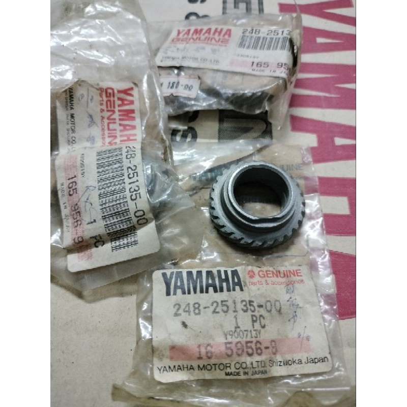 เฟืองไมล์ DT125, Rxs, Rxk แท้ใหม่ค้างสต๊อก Yamaha