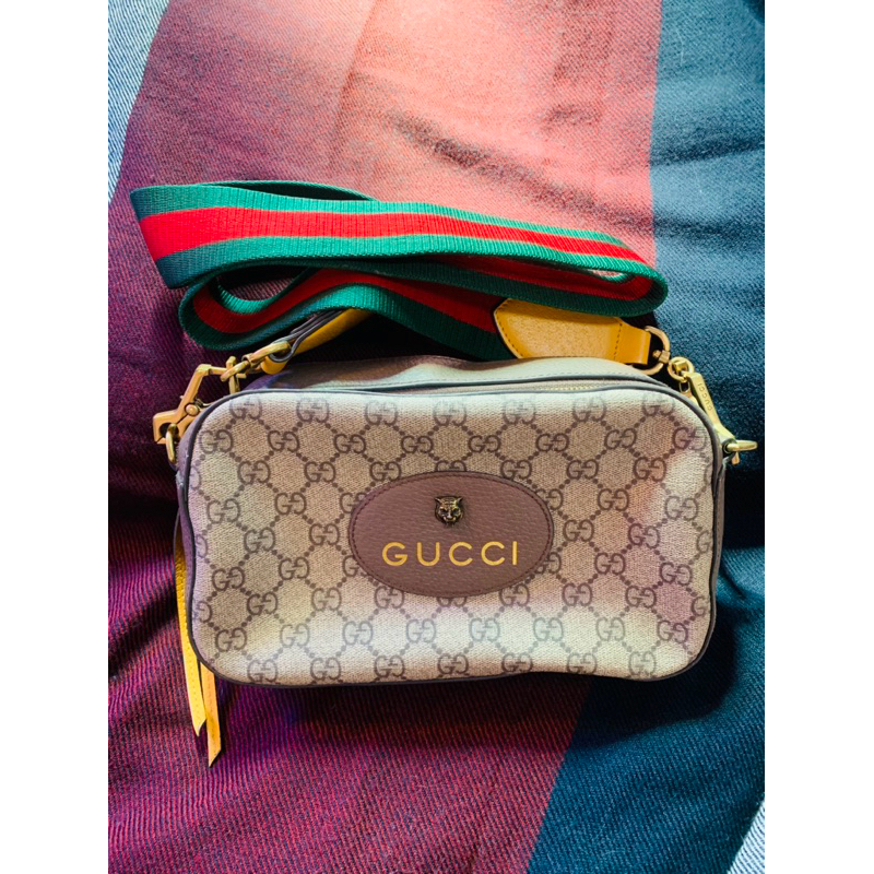 กระเป๋าคาดอก Gucci GG supreme sling bag ของแท้