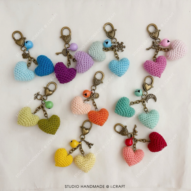 🤍🩷พวงกุญแจหัวใจ🩷🤍งานโครเชต์ไหมพรม