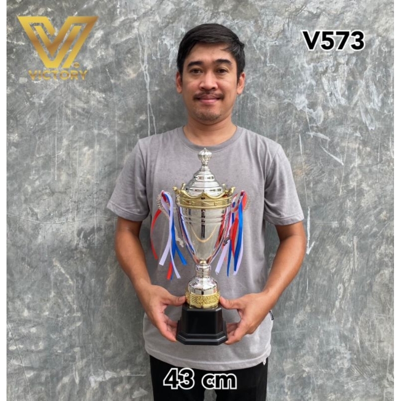 ถ้วยรางวัล Victory สวยงาม ทนทาน มี 4 ไซส์ให้เลือก V573-V576 - รูปที่ 2