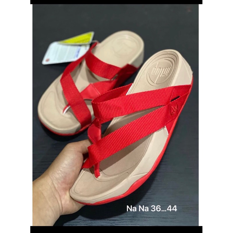 รองเท้าเเตะ fitflop สลิงรุ่นใหม่ สวย ใส่ได้ทั้ง หญิงและชายไซร้ 36----45
