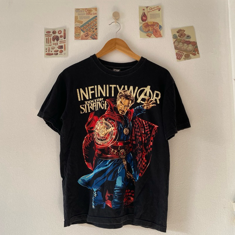 เสื้อยืดลาย avenger สีดำ