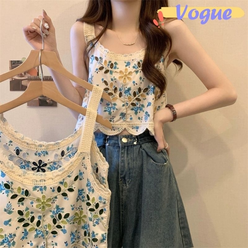 Vogue พร้อมส่ง สายสะพายไหล่ลายดอกไม้ เสื้อสายเดี่ยวไหมพรม เก๋มาก (CX00243)