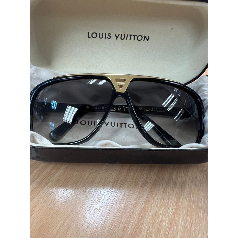 แว่นกันแดด Louis Vuitton Evident ( Made in France )