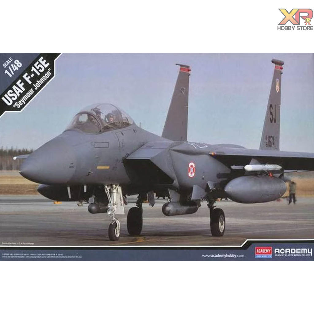 [Academy Model] 1/48: USAF F-15E SEYMOUR JOHNSON (AC 12295)