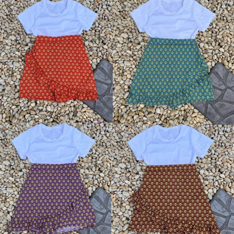 2.2 [ สินค้าพร้อมส่ง ] ชุดไทยต้องรับสงกรานต์ เสื้อขาวคอกลม+กระโปรงโจงกระเบน