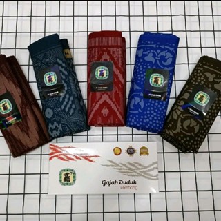 ผ้าโสร่งผู้ชาย ผ้าถุงตราช้าง ผ้านุง แบรนด์ “Gajah Duduk“ รุ่…