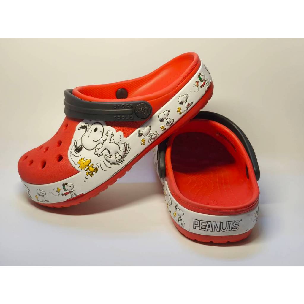 (มือสอง-ของแท้) รองเท้าเด็ก Crocs Fun Lab Snoopy Woodstock Clog