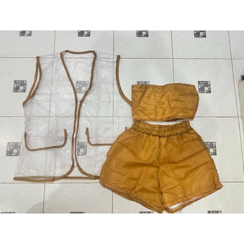 เซต3ชิ้น เกาะอก+ขาสั้น+เสื้อคลุมกันน้ำ ชุดเล่นสงกรานต์ - รูปที่ 2