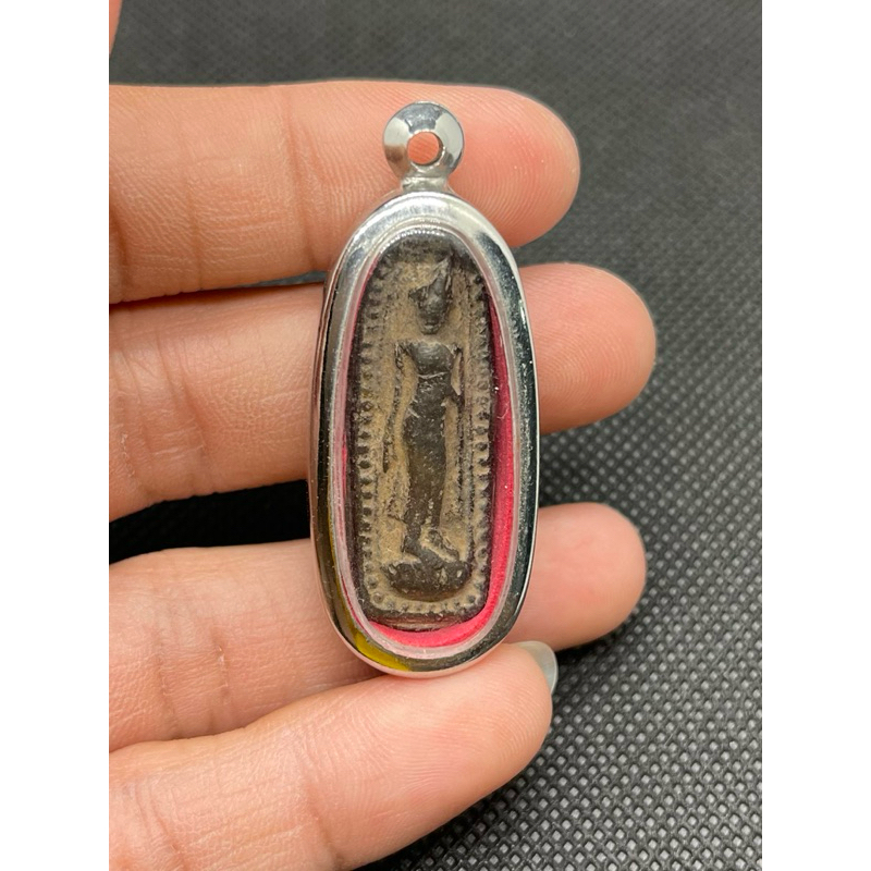 m503 พระพุทธลีลากำแพงเลี่ยมกรอบพร้อมขึ้นคอ พระบ้านบ้านราคาแบ่งปัน