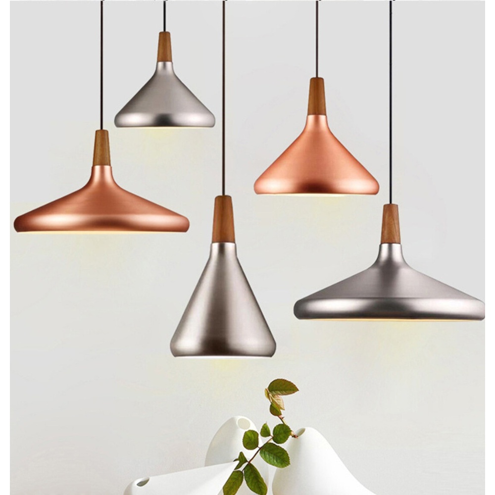 COD Ceiling lamp นอร์ดิกที่ทันสมัยร้านอาหารบาร์โคมระย้าโคมไฟเพดานย้อนยุคไม้เนื้อแข็งโลหะโป๊ะสร้างสรรค์บุคลิกภาพหม้อปกโคม